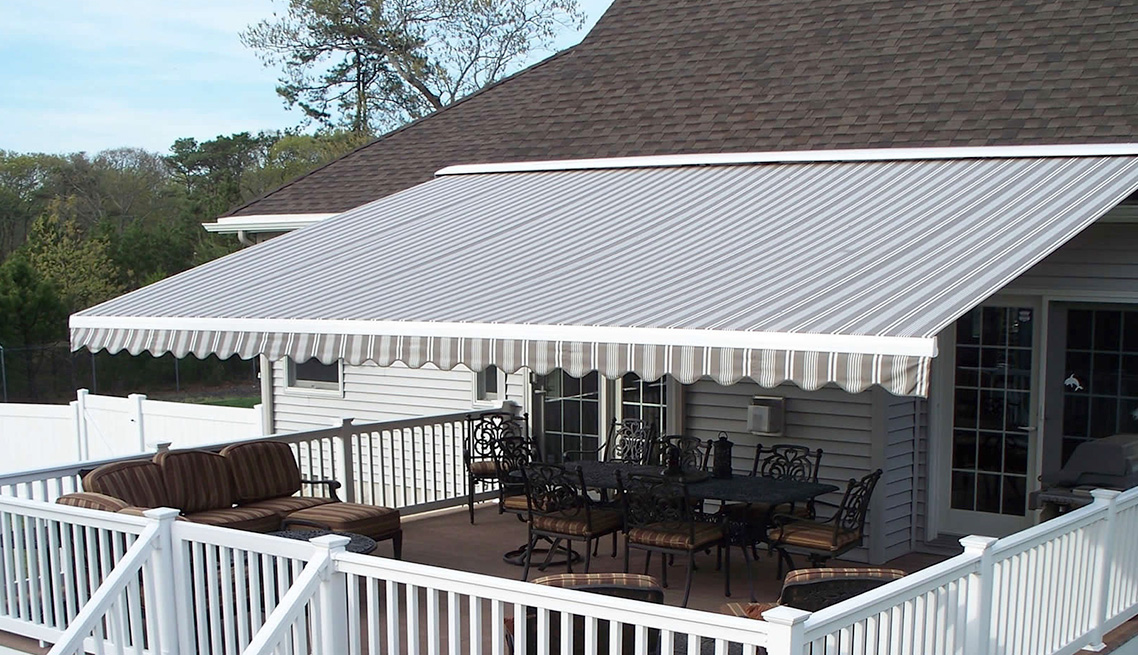 Retractable Awnings 4